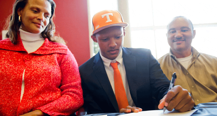 Latest News What Is Joshua Dobbs Parents Nationality